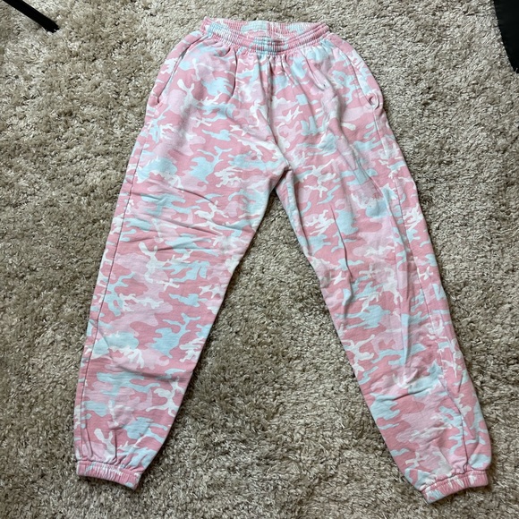 Kylie Jenner Sweatpants💙 - Picture 2 of 4